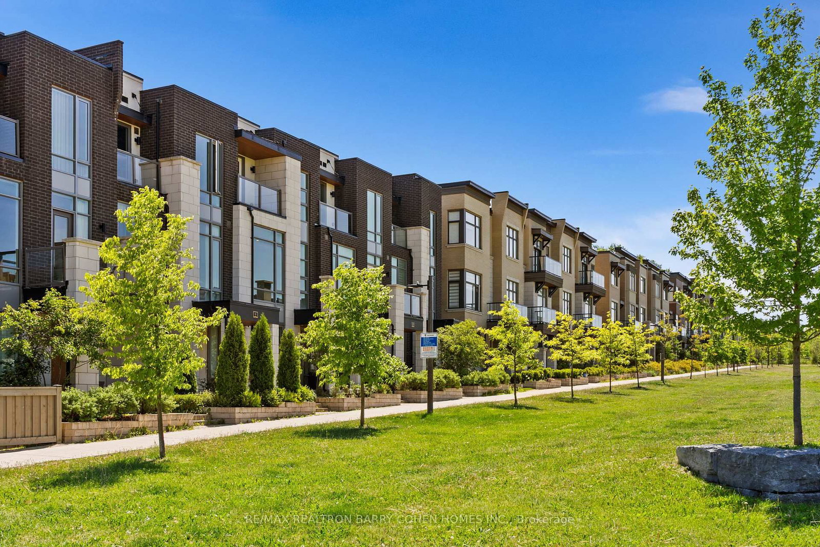 8 Heriot Place • Vaughan, ON photo 40
