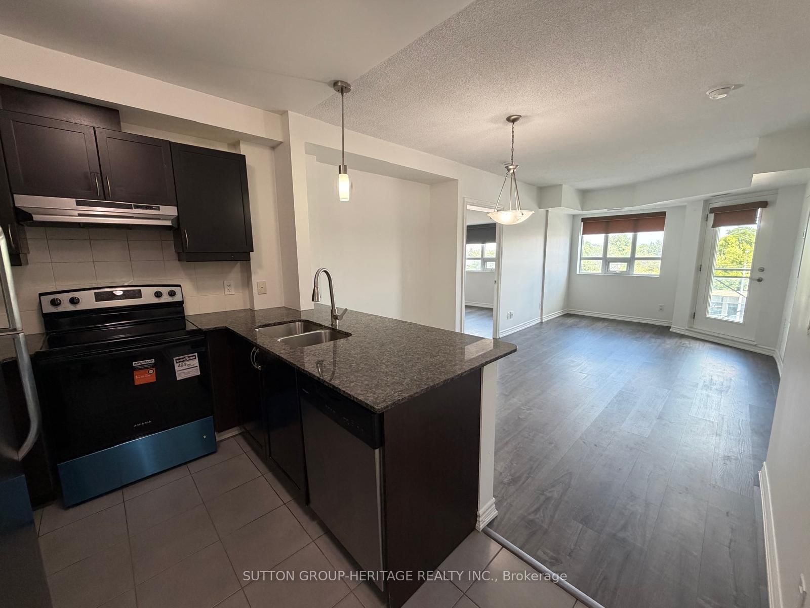 7730 Kipling Avenue • #404 • Vaughan, ON photo 13