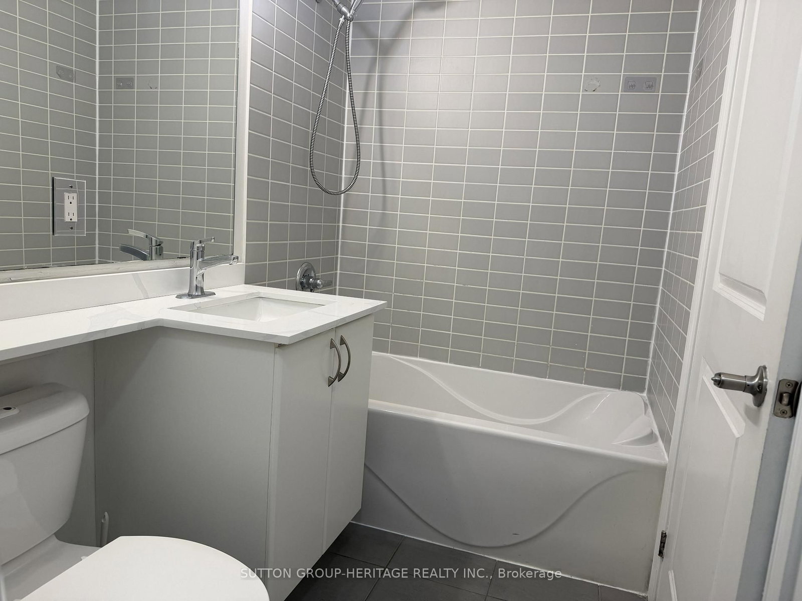 7730 Kipling Avenue • #404 • Vaughan, ON photo 24