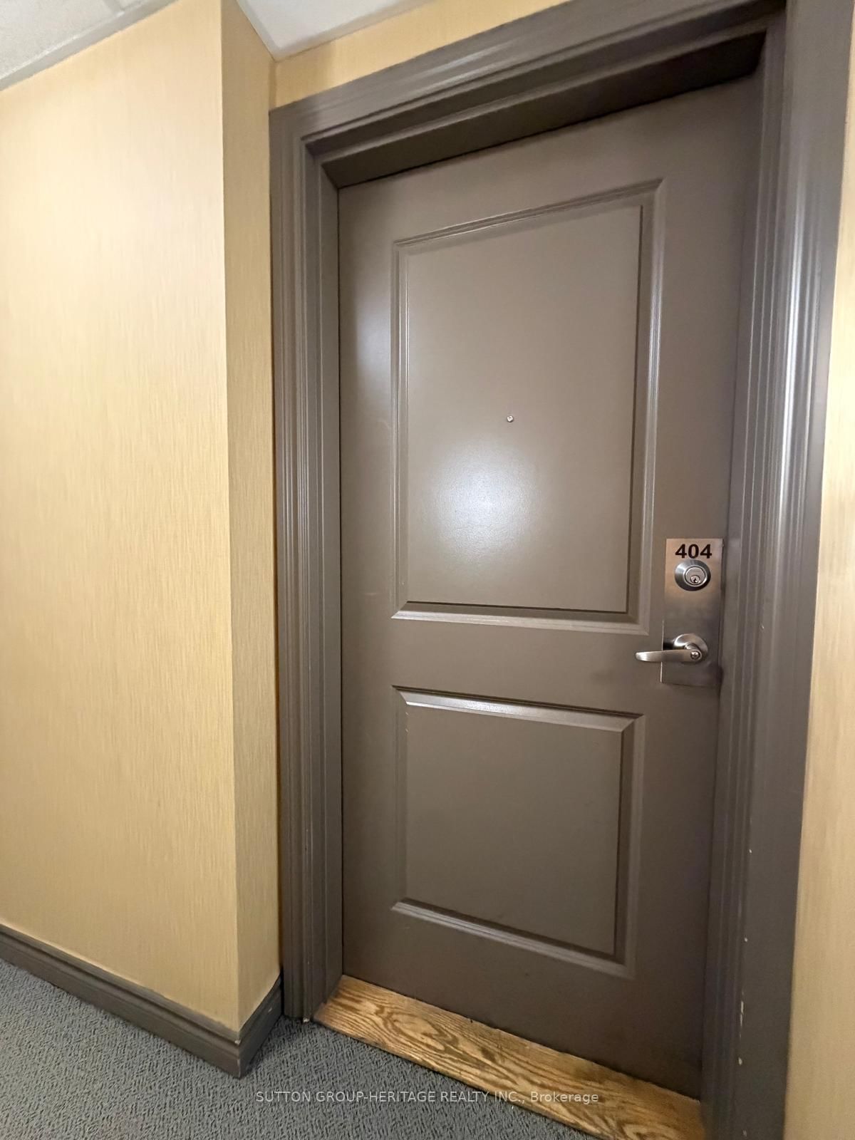 7730 Kipling Avenue • #404 • Vaughan, ON photo 6
