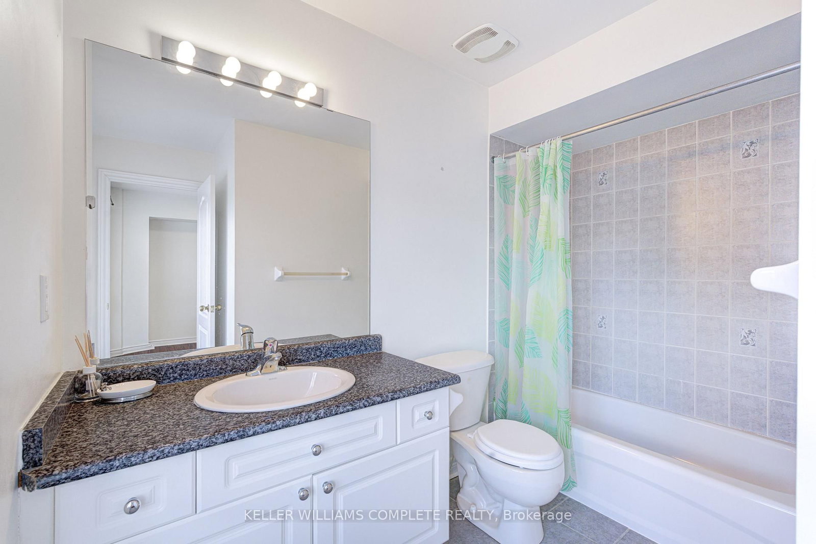 43 Colchester Street • Markham, ON photo 10