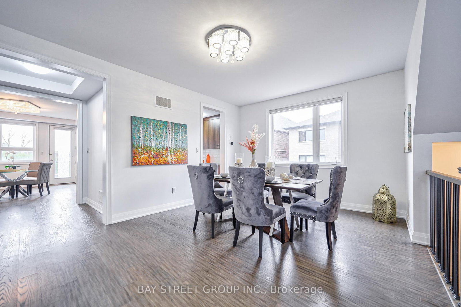 40 Conklin Crescent • Aurora, ON photo 6