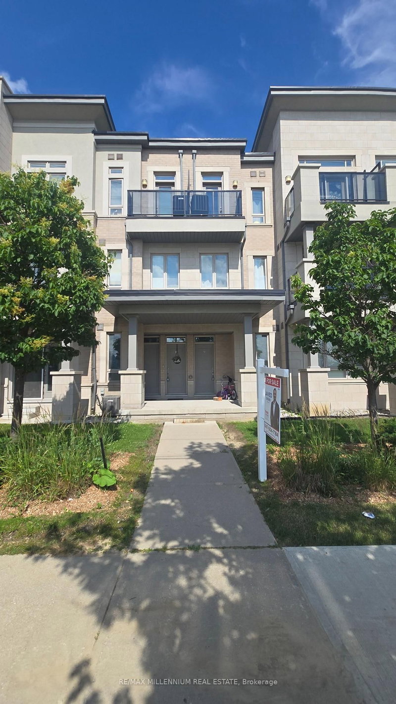 9 - 9601 Jane Street