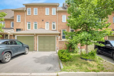 8 Larissa Court — photo 2