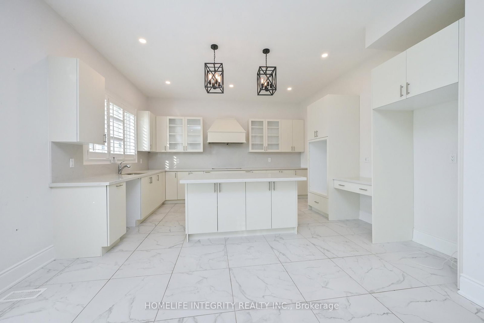 1144 Wickham Road • Innisfil, ON photo 6