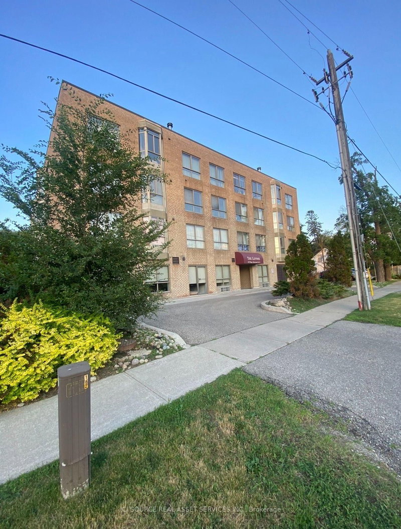 204 - 249 Major Mackenzie Drive E