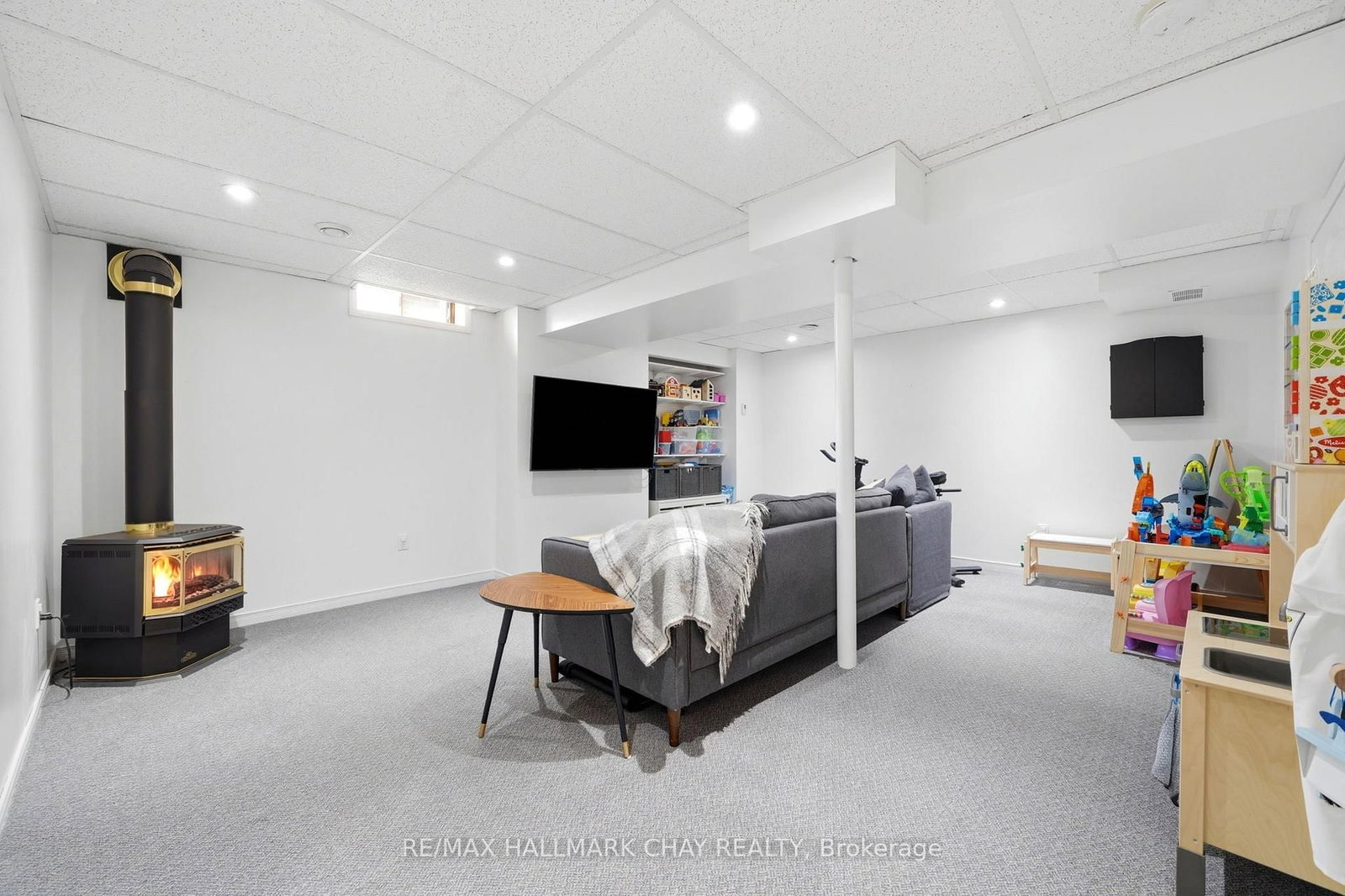4 S Daniele Avenue • New Tecumseth, ON photo 27