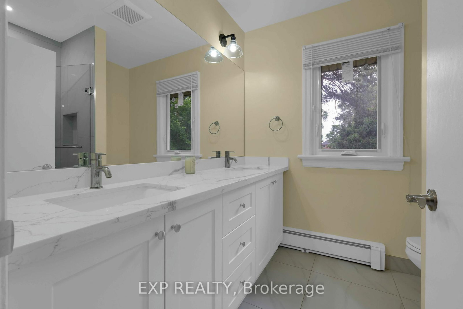 5373 Aurora Road • Whitchurch-Stouffville, ON photo 22