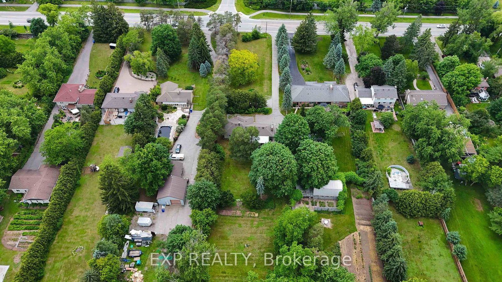 5373 Aurora Road • Whitchurch-Stouffville, ON photo 4
