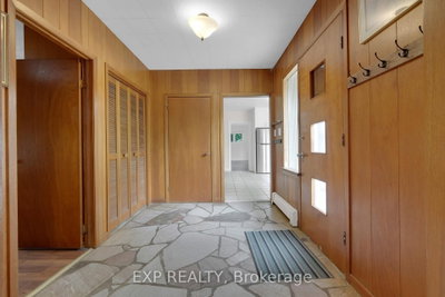 5373 Aurora Road • Whitchurch-Stouffville, ON photo 8