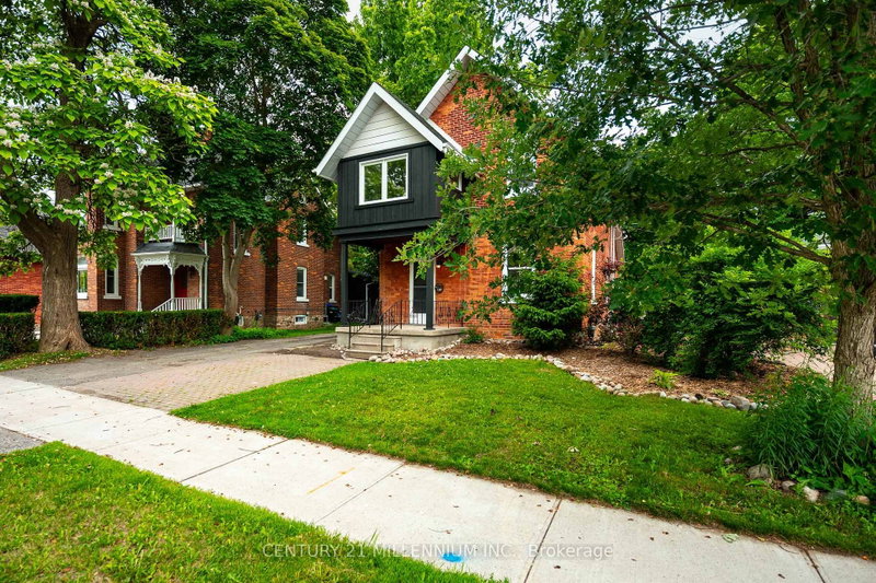 20 Alexander Street