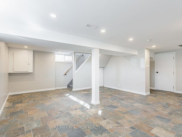 72B Dunning Avenue