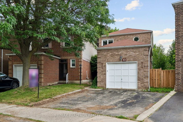 41 Thornbury Circle