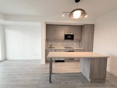 Unit 1509 — 292 Verdale Crossing — more photos