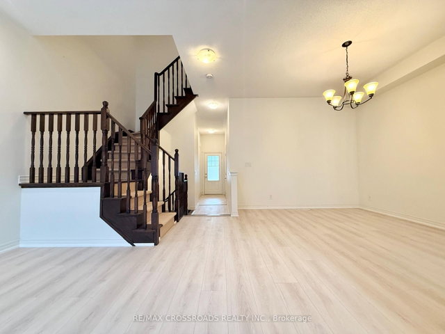 158 Harvest Hills Boulevard