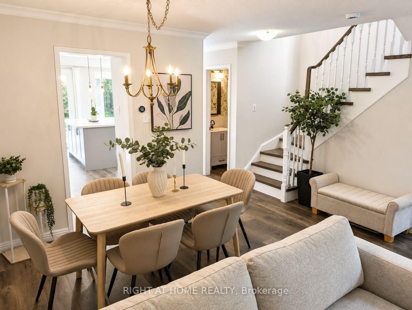 267 Pinnacle Trail • Aurora, ON photo 10