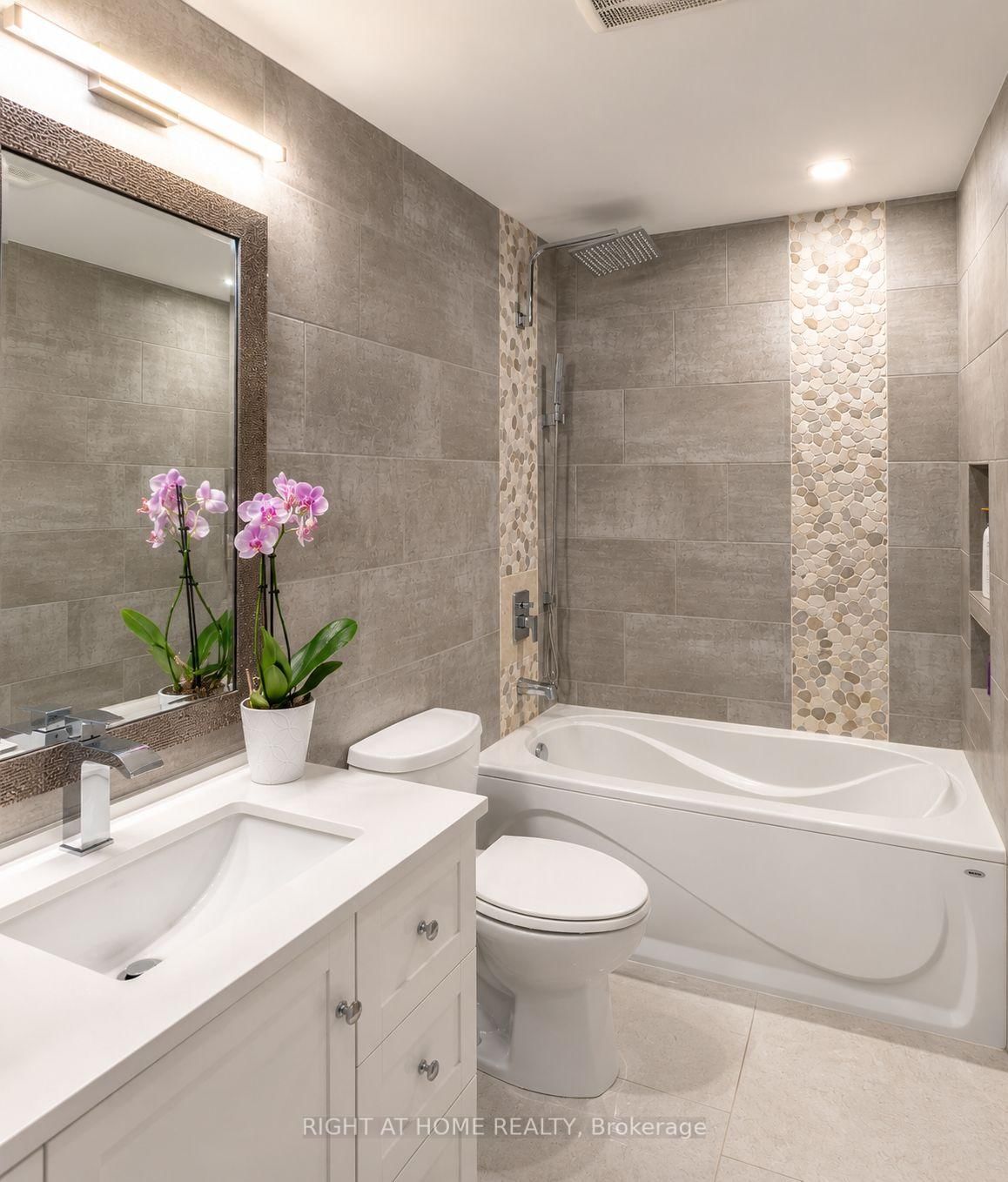 267 Pinnacle Trail • Aurora, ON photo 21