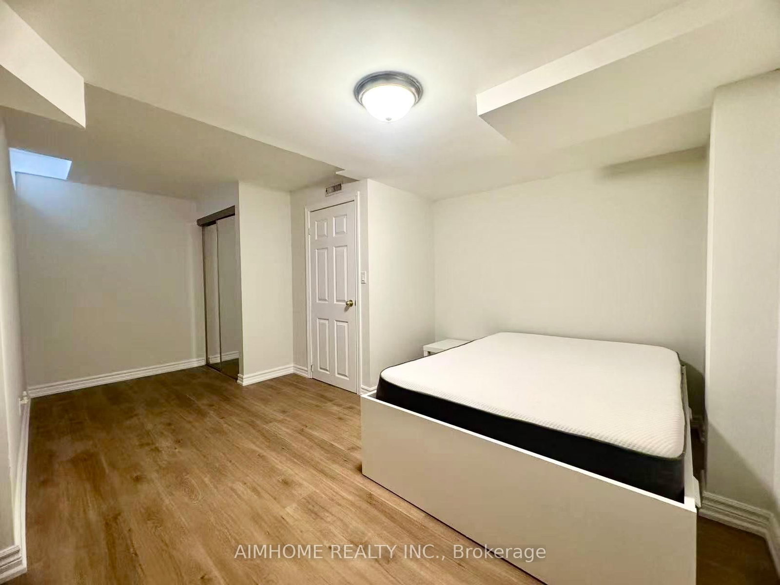 86 Crandall-Basement Drive, Markham 5