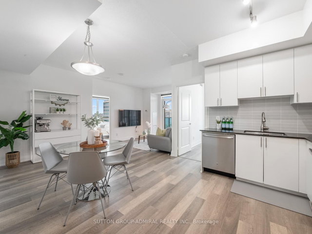 912 - 7167 Yonge Street