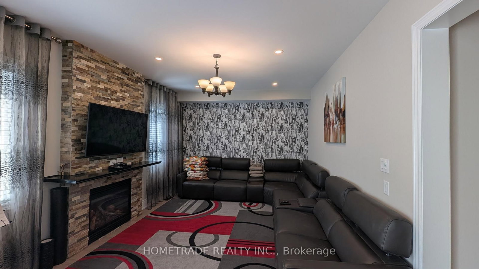 416 Grand Trunk Avenue • Vaughan, ON photo 4