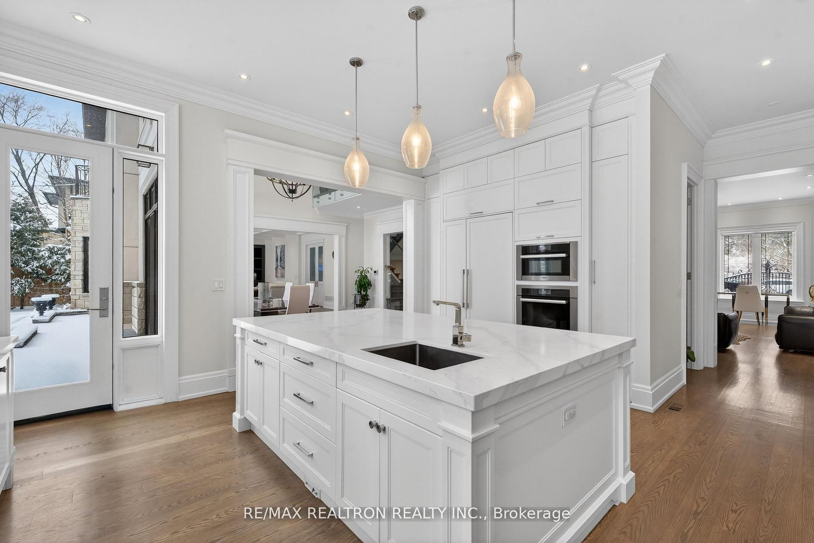 27 Laureleaf Rd, Markham, view 18