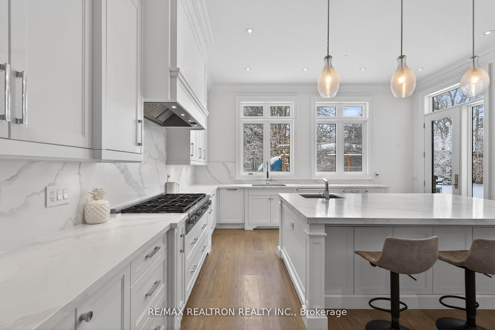 27 Laureleaf Rd, Markham, view 21