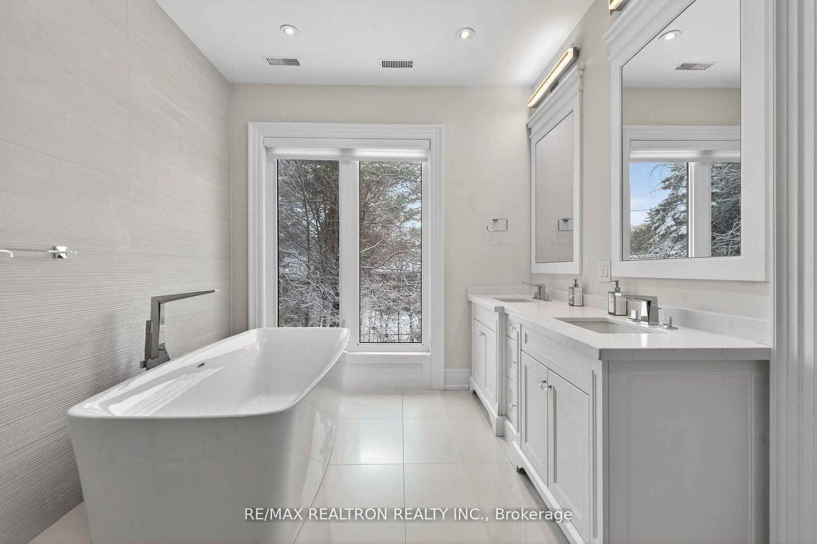 27 Laureleaf Rd, Markham, view 41