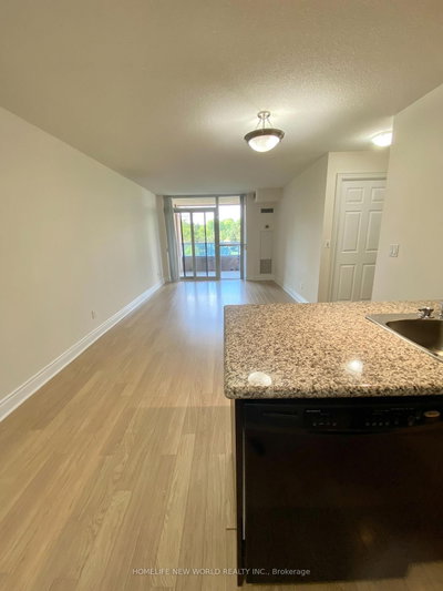 Unit 387 — 23 Cox Boulevard — photo 5