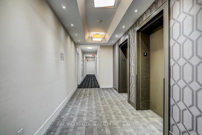 Unit SW 321 — 9191 Yonge Street — photo 6