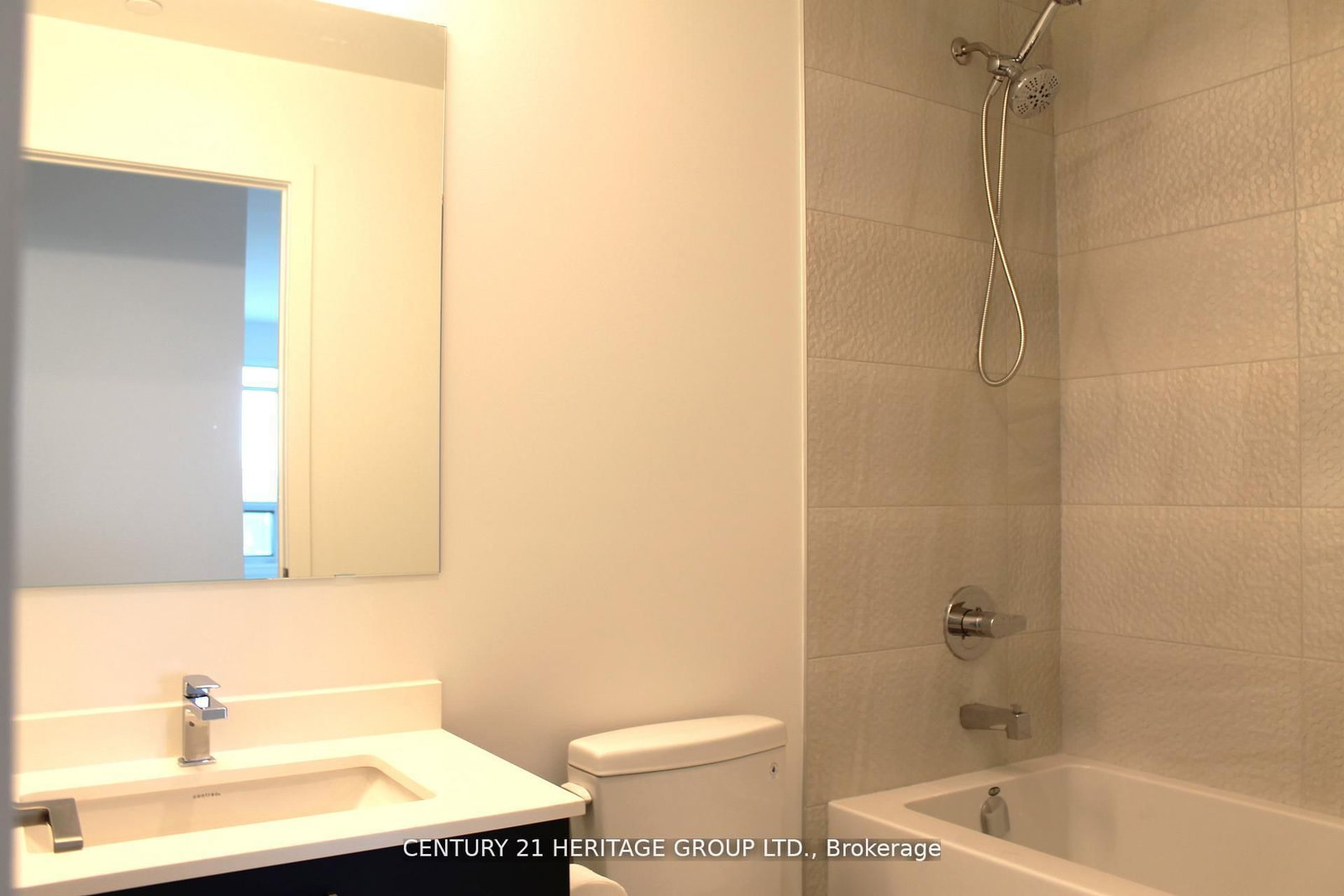 30 Upper Mall Way • #A3410 • Vaughan, ON photo 21