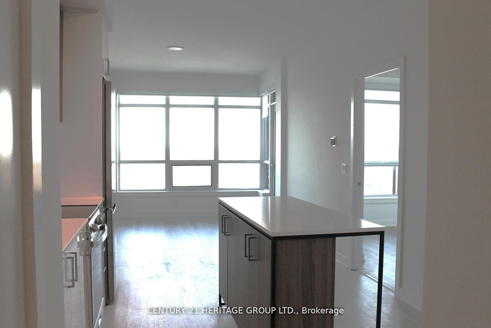 30 Upper Mall Way • #A3410 • Vaughan, ON photo 3
