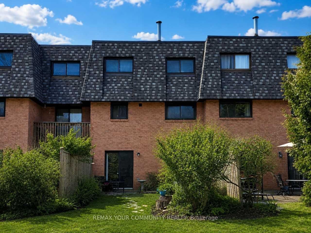 72 Ashglen Way • #16 • Markham, ON photo 5