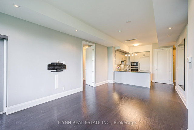 324 - 20 Fred Varley Drive