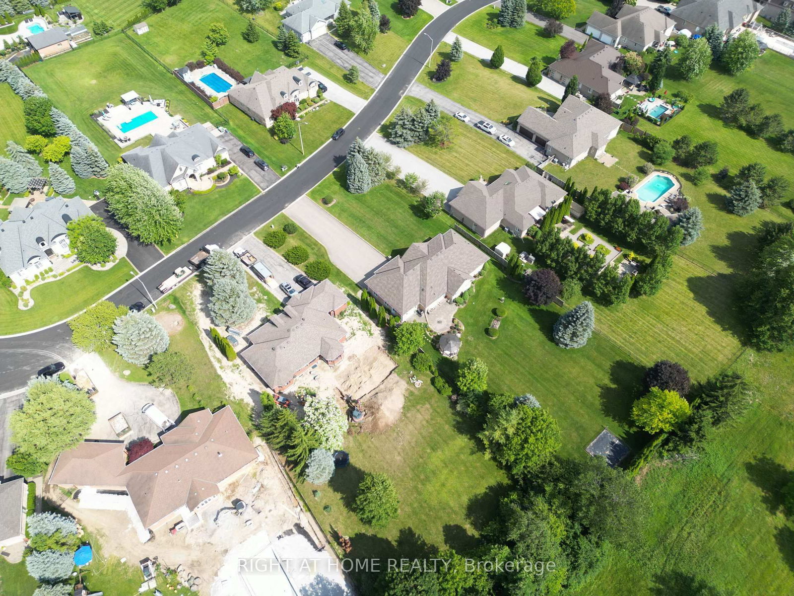 35 Golfview Boulevard • Bradford West Gwillimbury, ON photo 40