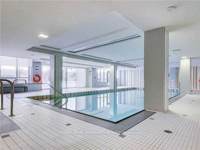 2231 - 7161 YONGE Street