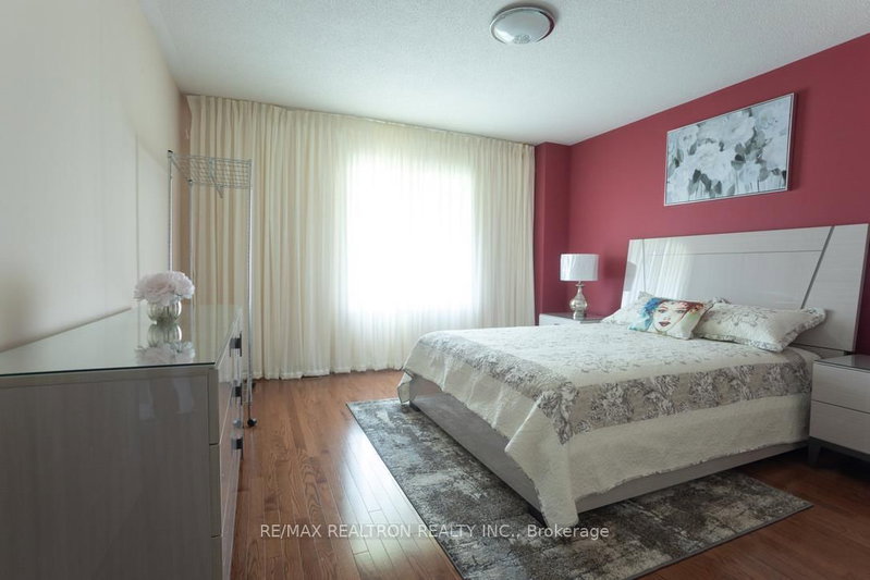 home for lease on 54 Chayna Crescent
