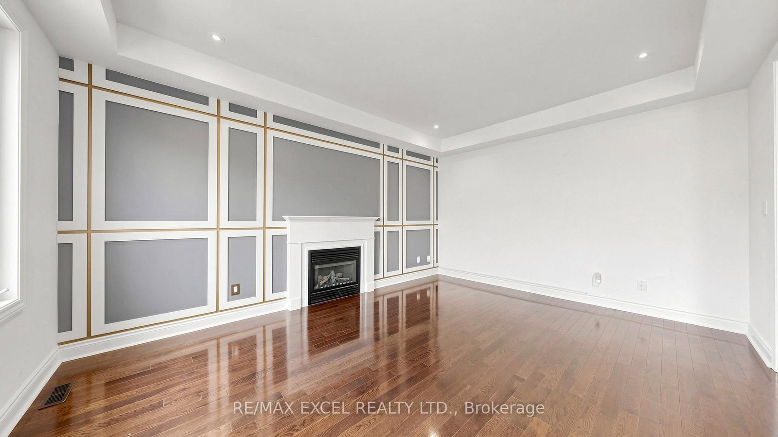 1062 Blackhall Crescent • Newmarket, ON photo 12