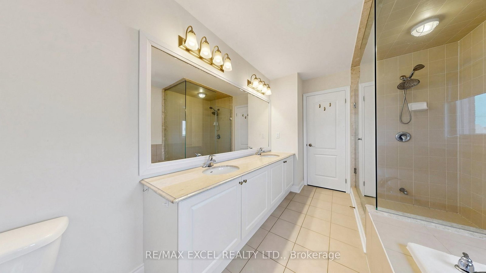 1062 Blackhall Crescent • Newmarket, ON photo 32