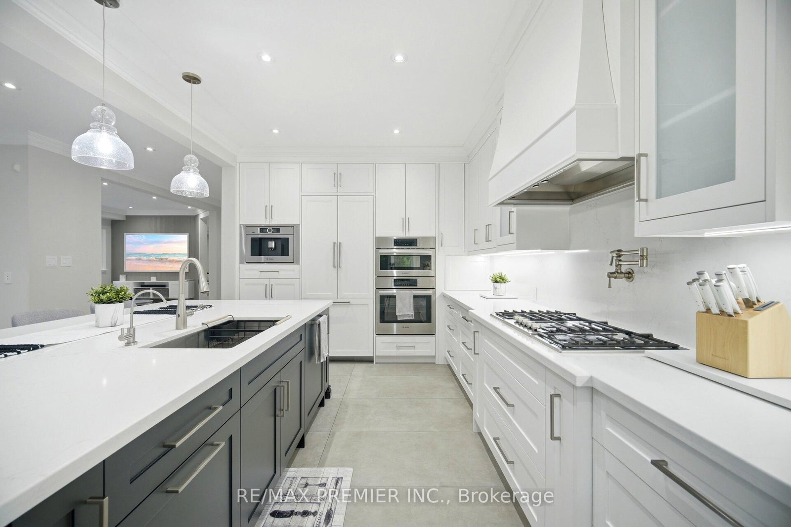 25 Andrew Hill Drive • Vaughan, ON photo 11