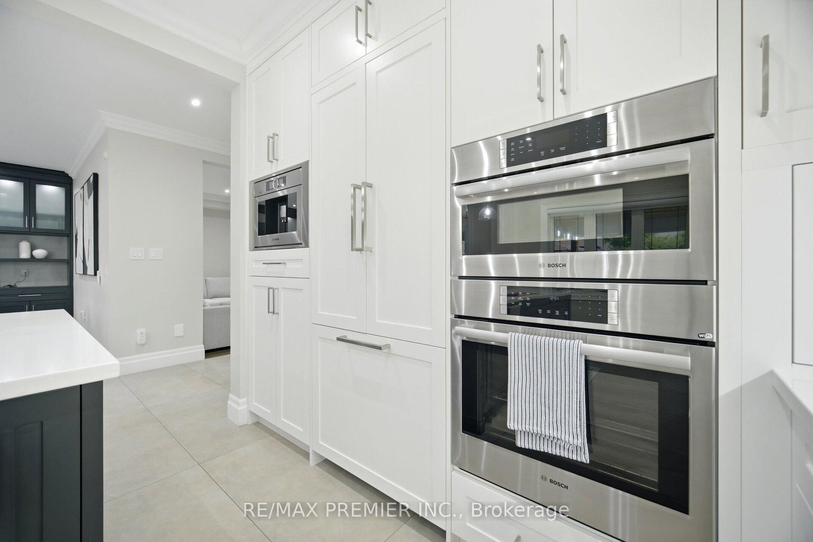 25 Andrew Hill Drive • Vaughan, ON photo 12