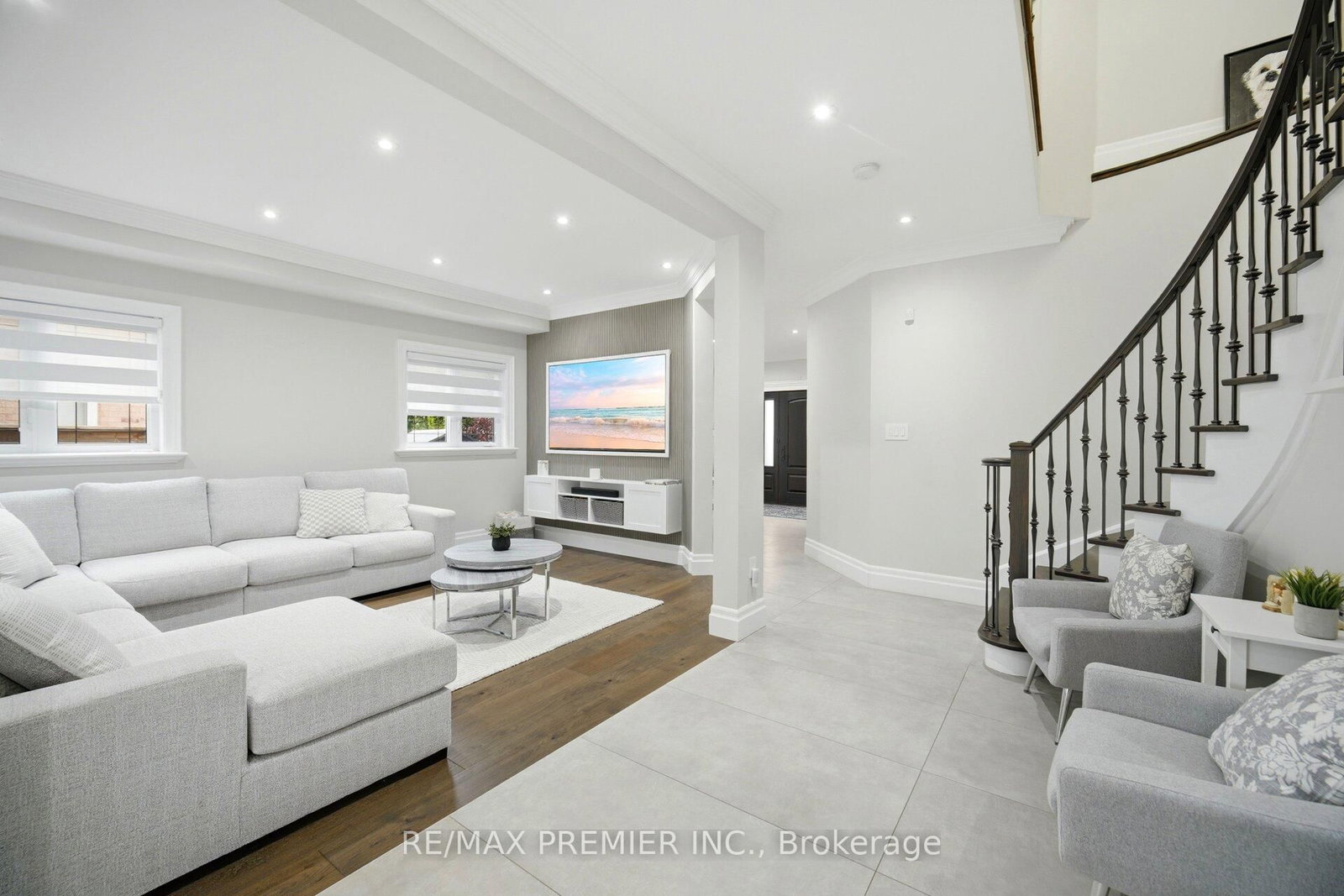 25 Andrew Hill Drive • Vaughan, ON photo 5