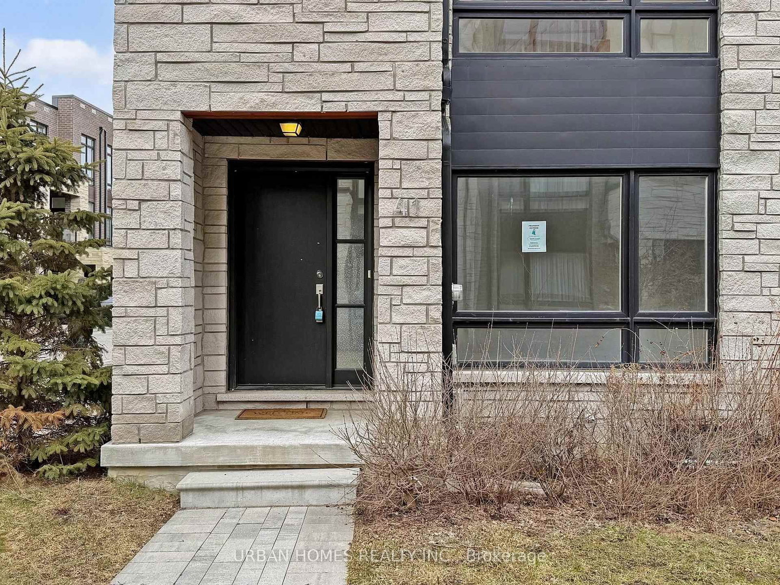 41 Gerussi Street • Vaughan, ON photo 3