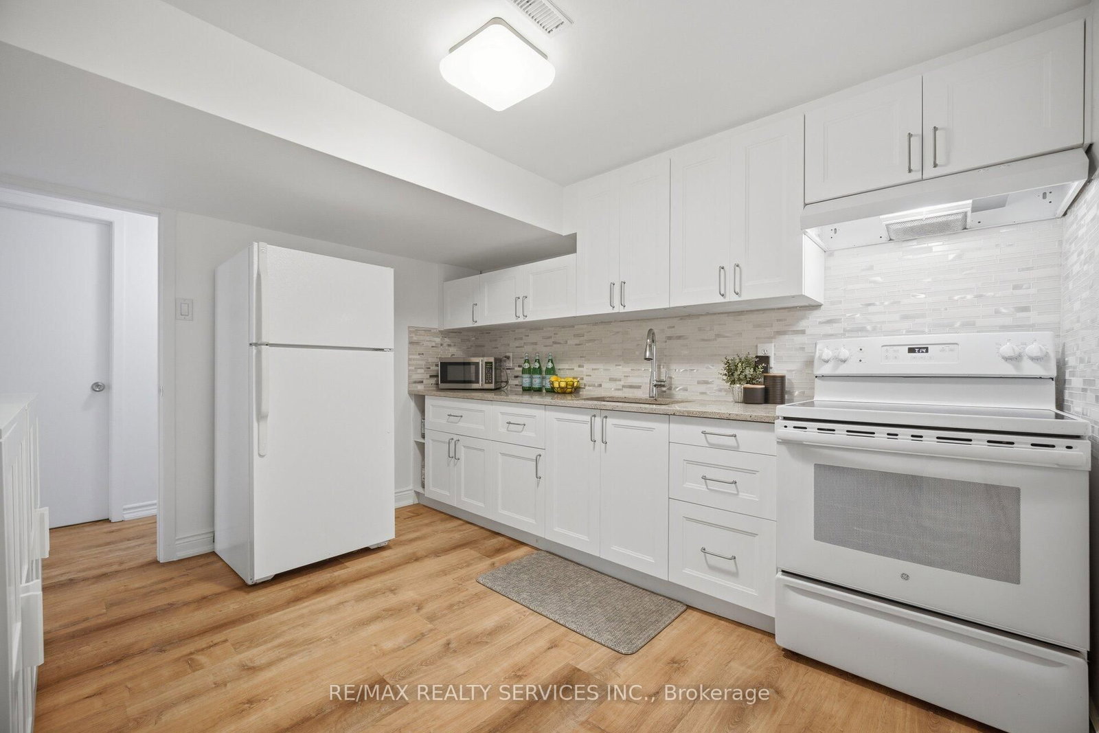 133 Romfield Circuit • Markham, ON photo 36