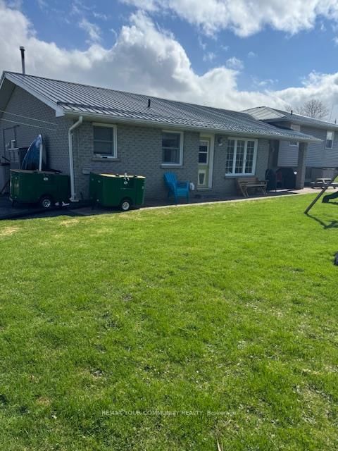 72 Douglas Street • Georgina, ON photo 18