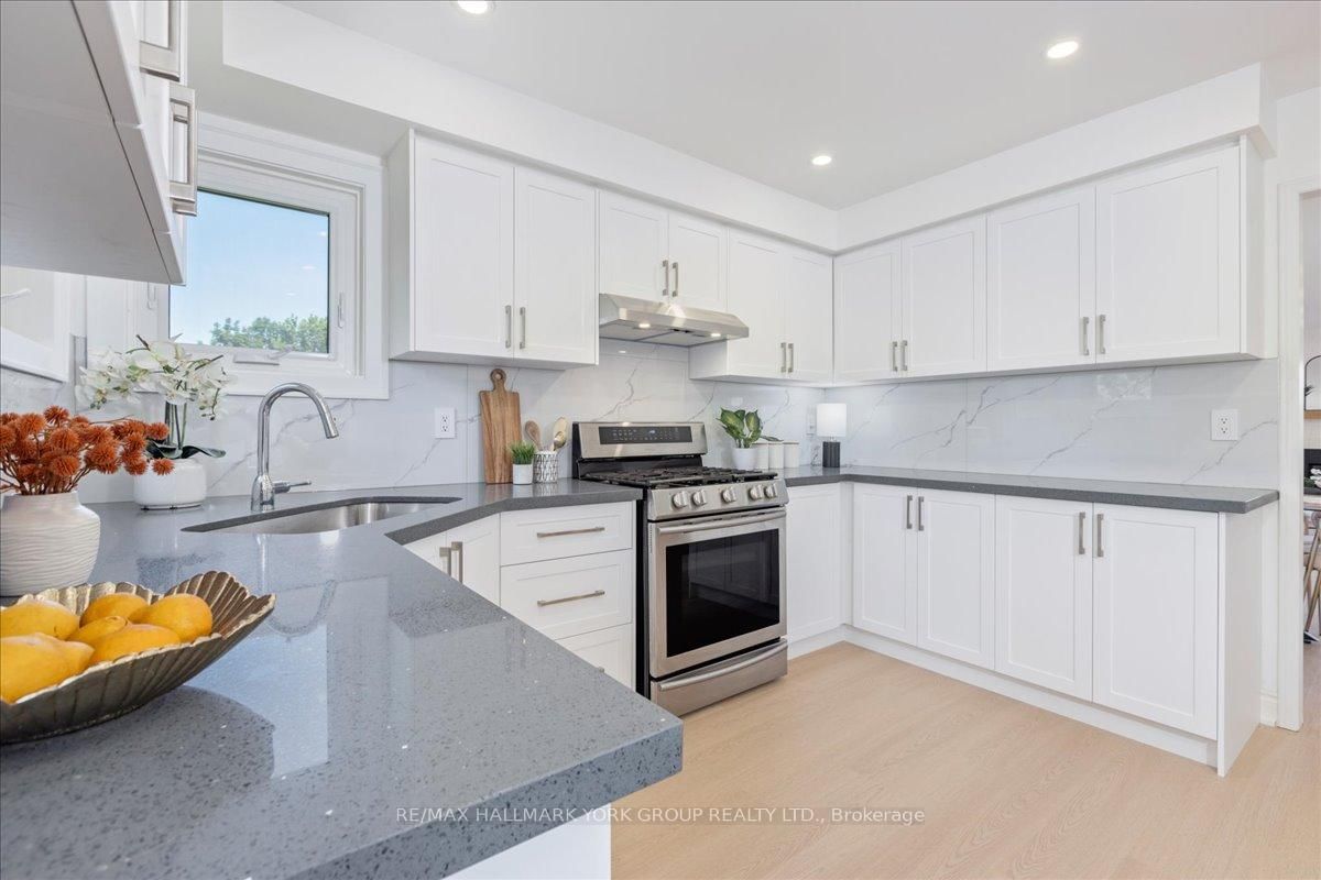 14 Aynsley Place • Georgina, ON photo 15
