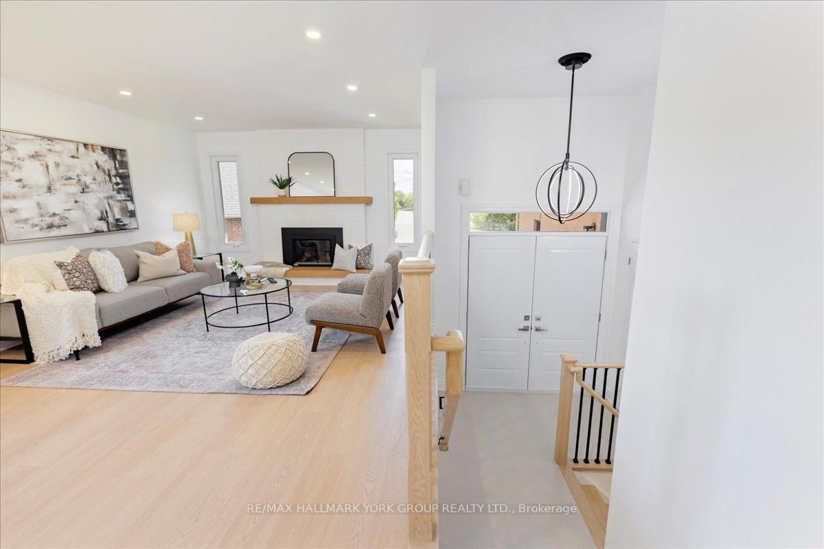 14 Aynsley Place • Georgina, ON photo 6