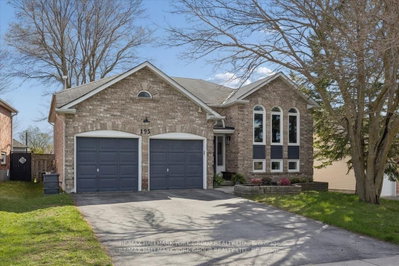 3-bed Detached House · 195 King St