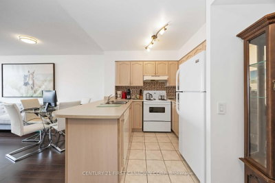 Unit 1112 — 9 Northern Heights Drive — photo 6