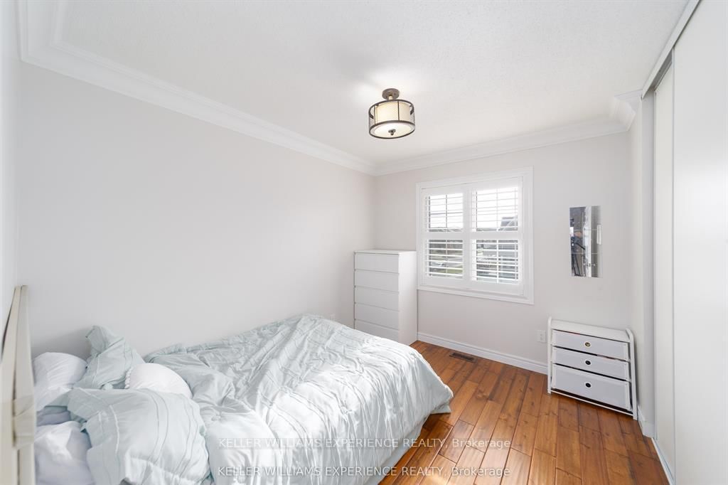 6 Weaver Terrace • New Tecumseth, ON photo 12