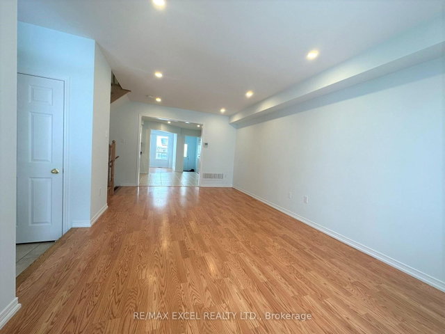 588 Hoover Park Drive